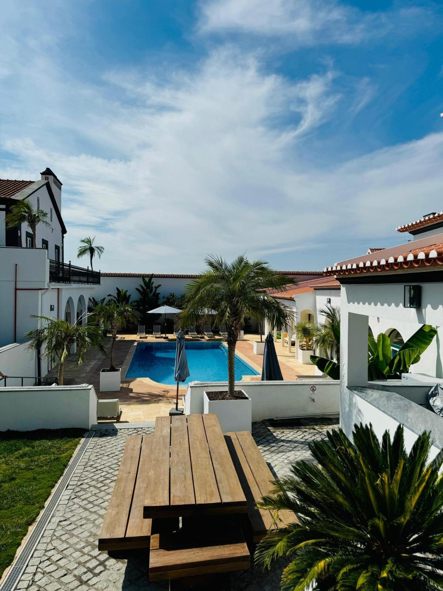 Solar Dos Frades Hotel Ferreira Do Alentejo Exterior photo